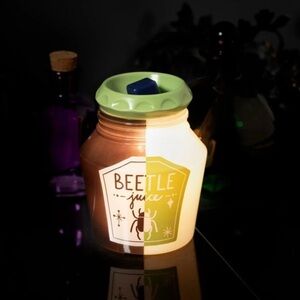 New 2024 BEETLE JUICE Nightlight Fragrance Wax Warmer ScentSationals Halloween